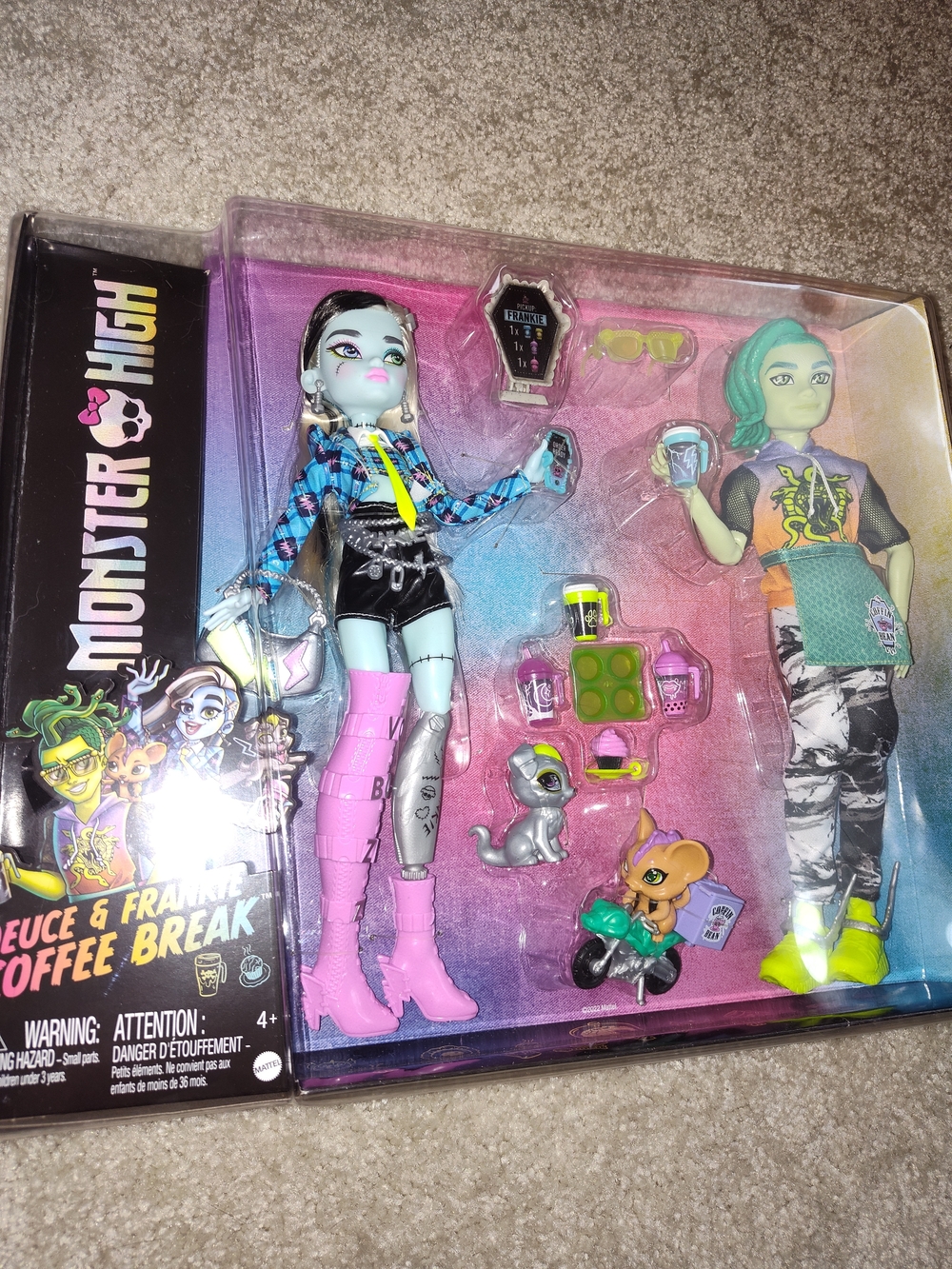 Monster High Deuce & Frankie Coffee Break Doll Set - Aqua & Pink